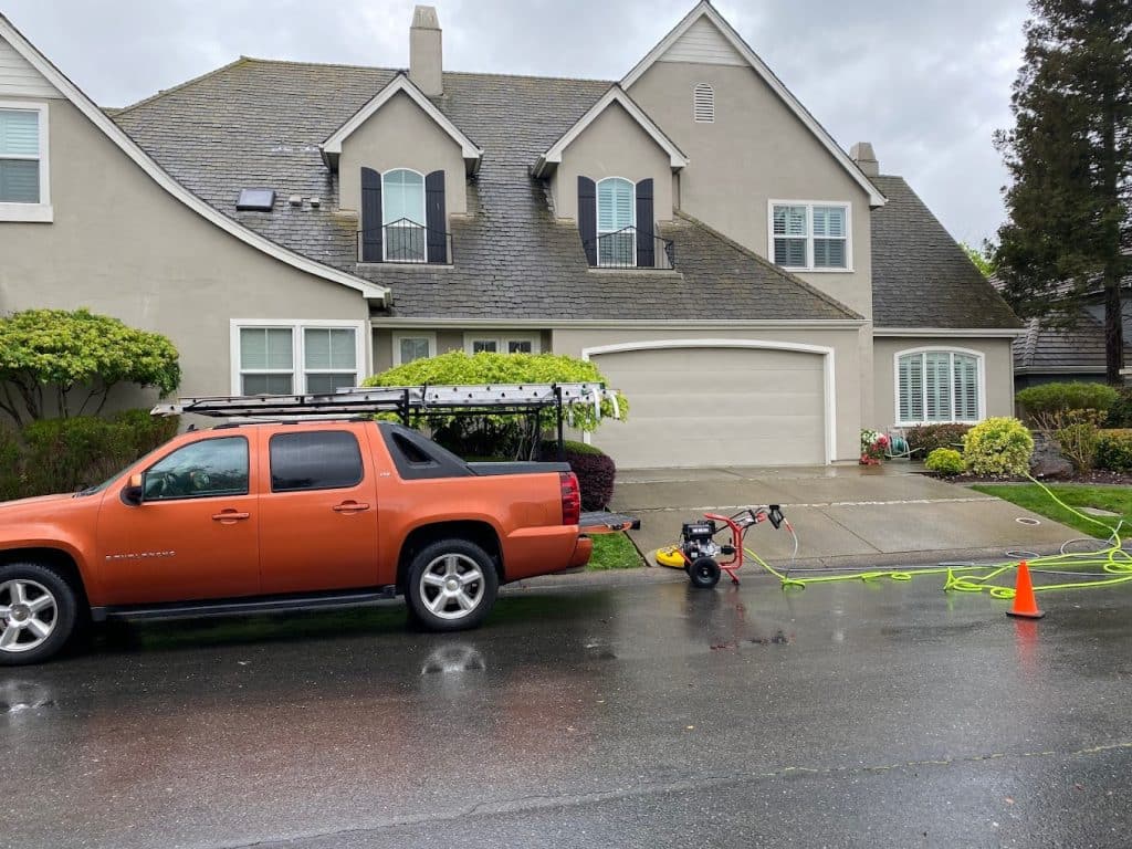 Thriving Exterior Cleaning Services